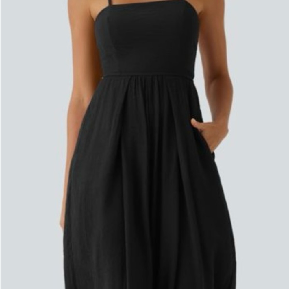 HALARA Black Spaghetti Strap Cropped Jumpsuit